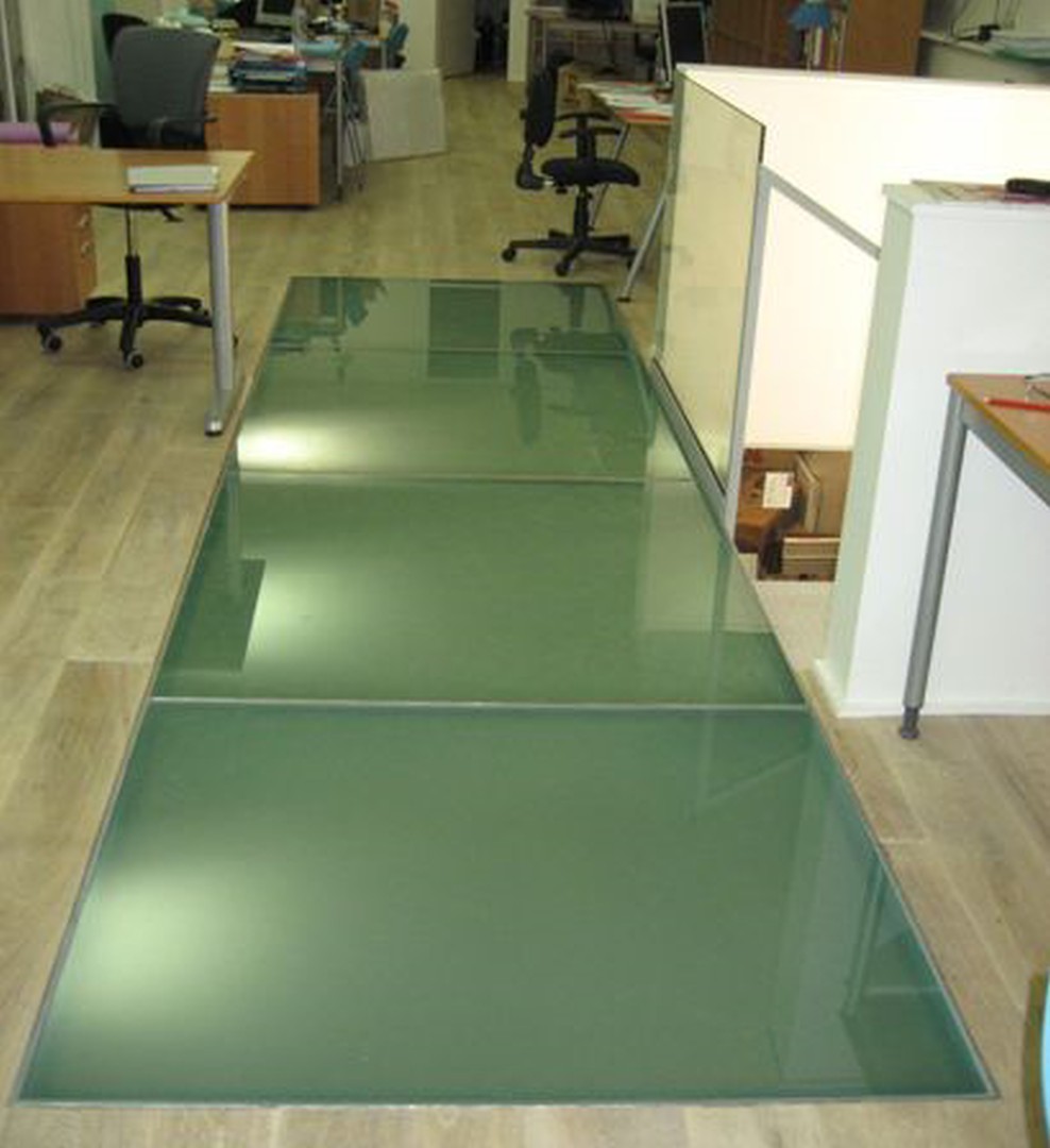 VERRE PLANCHER